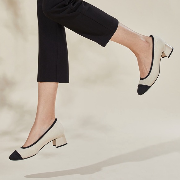 Vivaia | Julie Pro Almond Cap Toe Chunky Block Heels Beige/Black (EU 38) - Picture 2 of 16